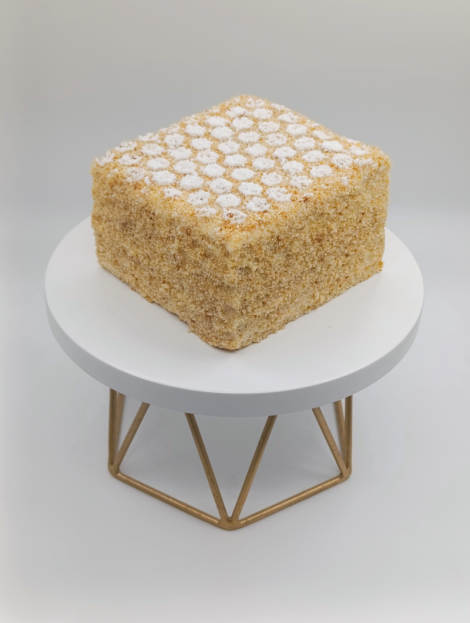 Торт &laquo;Медовик&raquo;